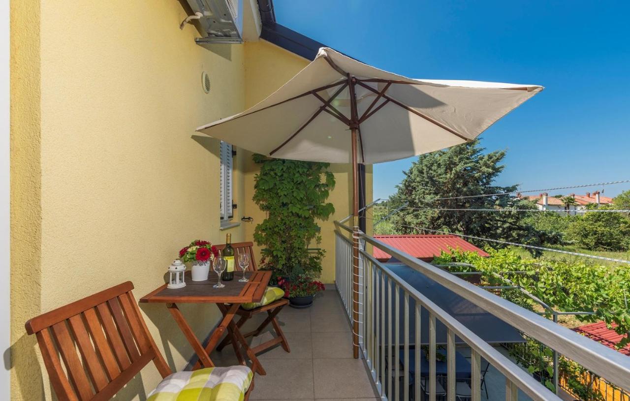 Apartment Nensi Пореч Экстерьер фото